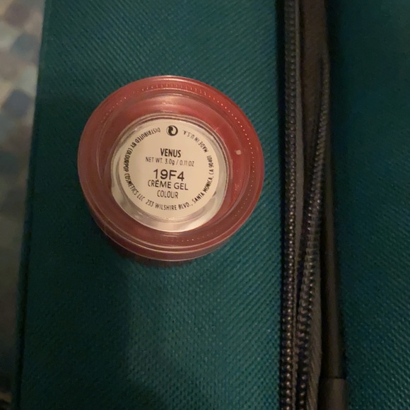 ColourPop gel liner - Picture 3 of 3